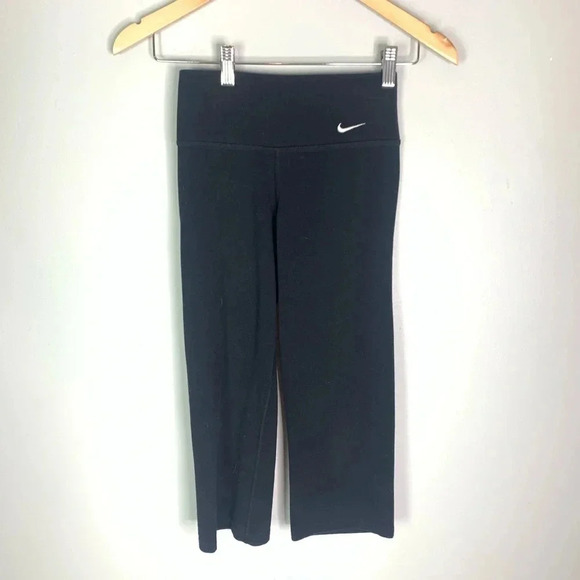 Nike Dri Fit Size Xs Capri - Picture 1 of 5